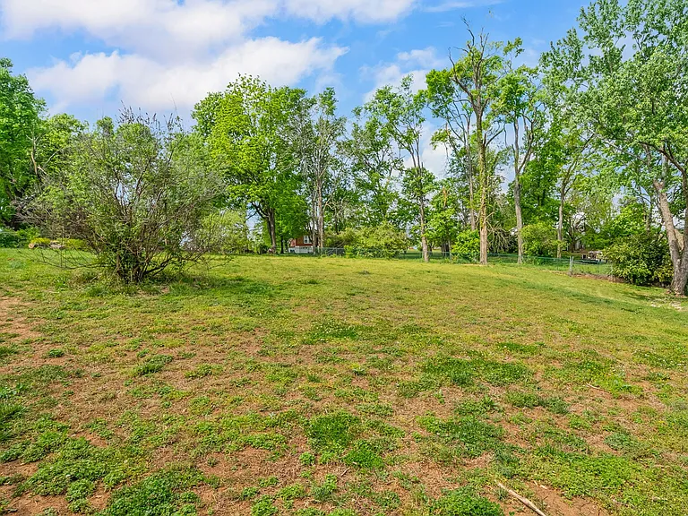 3928 Stilton Dr — Photo 32