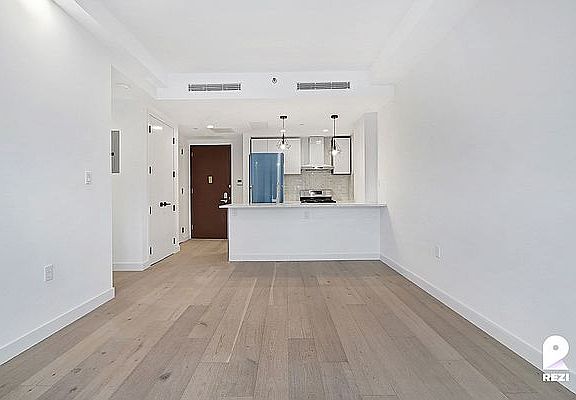 3rd image of 148-37 88th Ave #5J