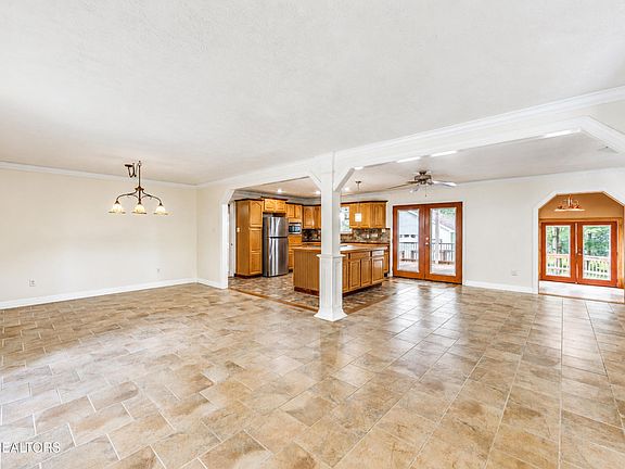 2nd image of 217 Wakefield Rd
