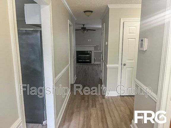3rd image of 4170D Dudleys Grant Dr