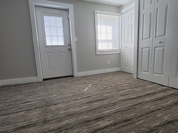 4th image of 306 Gary Ave
