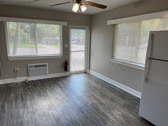 2nd image of 301 4th Ave N APT 201