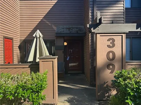 309 Bantry Cross, Virginia Beach, VA 23452
