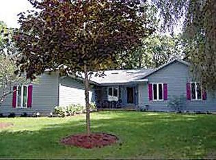 18321 Woodland Trl, Marengo, IL 60152