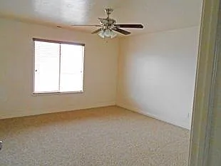 1649 N Grandview Ln #31 — Photo 14