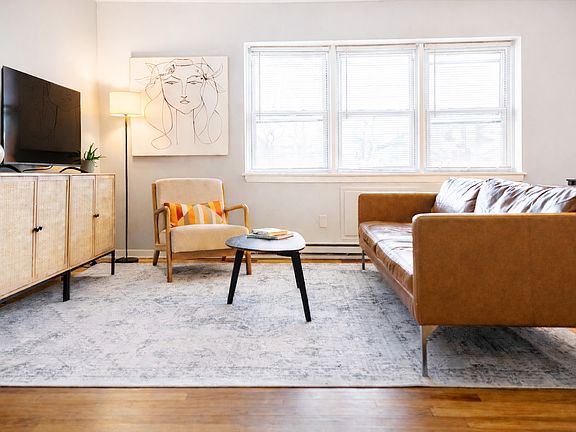 3rd image of 212 Sheffield Ave APT 5