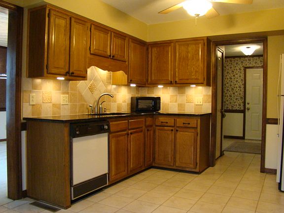 2nd image of 5613 William & Mary Ct