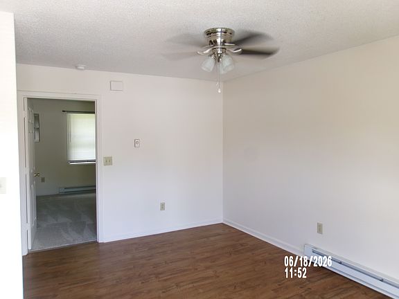 3rd image of 1373 5th St NE #1373