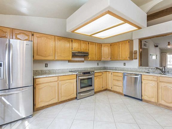 5th image of 17514 E San Carlos Dr