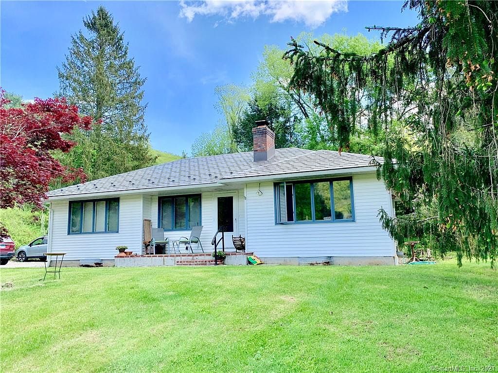 4 Hickory Ln, Cornwall Bridge, CT 06754 Zillow