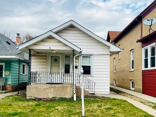 2620 Orchard St, Blue Island, IL 60406
