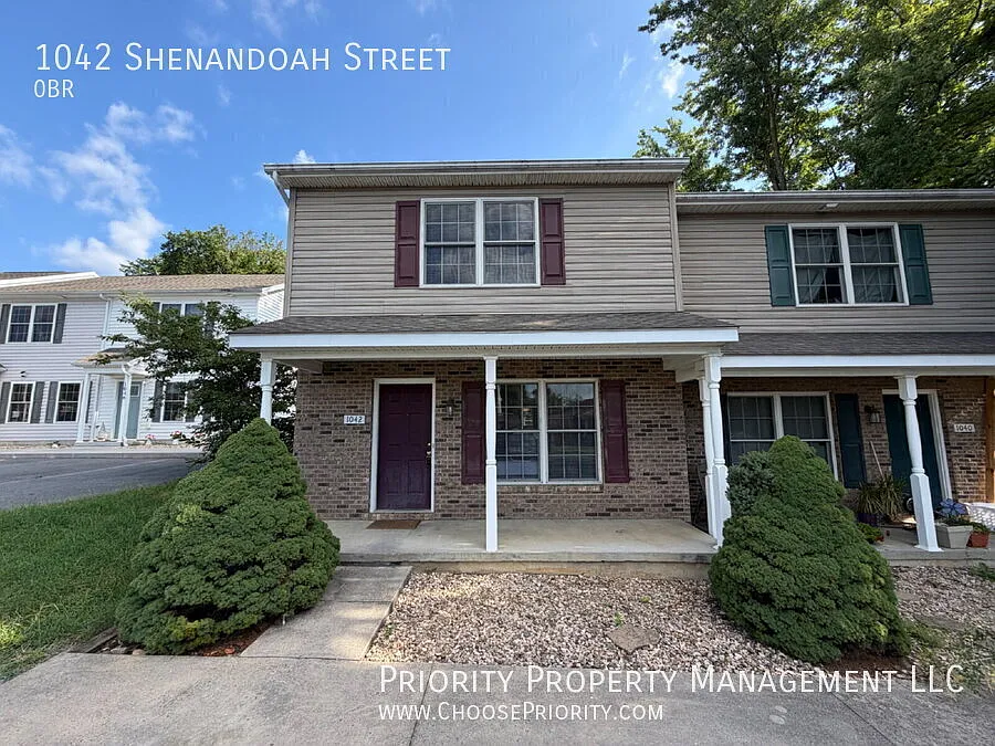 Spacious 3-Bedroom, 2.5-Bath Home in Harrisonburg — Photo 1