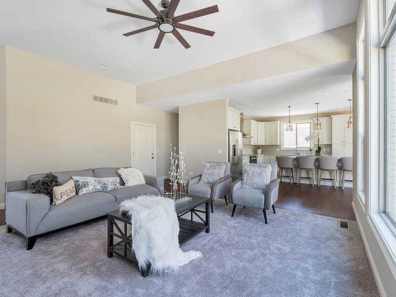 5th image of 8051 River Vista Ct