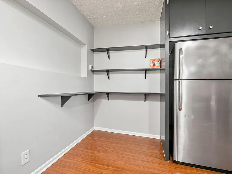 6502 New Albany Condit Rd — Photo 16