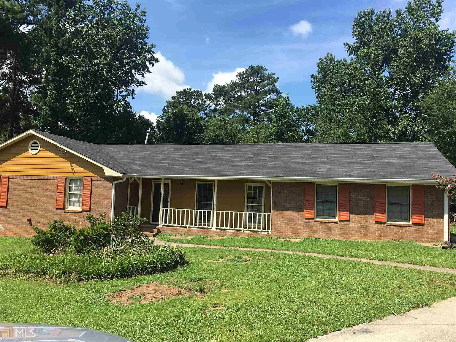159 Hill Ln photo 1