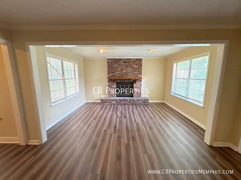 5099 Oak Meadow Ave — Photo 9