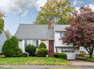 15 Twain St, Bloomfield, NJ 07003