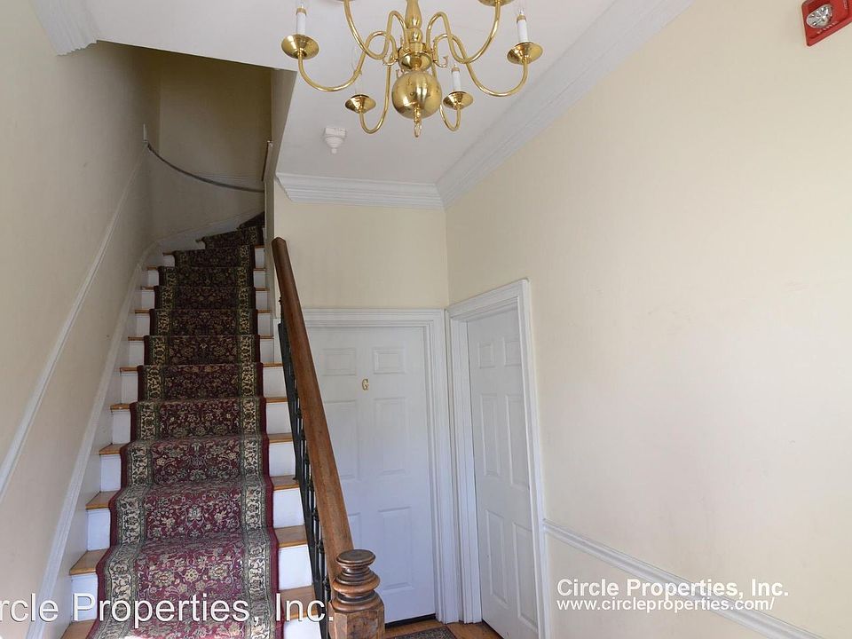 2nd image of 1611 Tremont St #8380926
