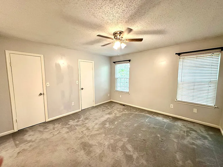 4510 Genoa Cir — Photo 16