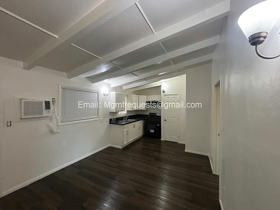 1st image of 1180 W Valencia Dr #1184