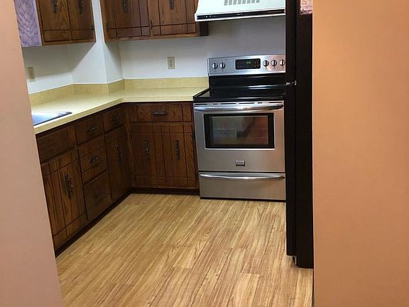 4th image of 1038 Oriole Dr