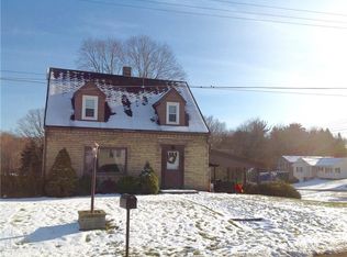 906 Carle St, Baden, PA 15005