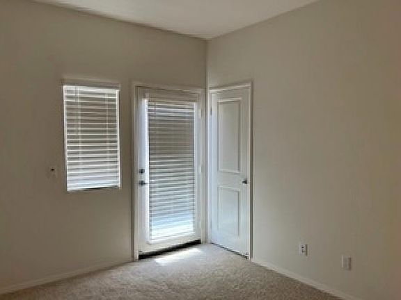 4th image of 15683 San Diego Ln