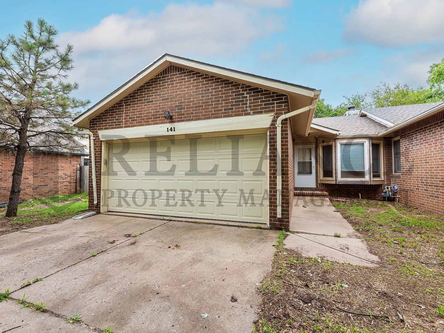141 South Lark Street (OC) - 1 — Photo 2