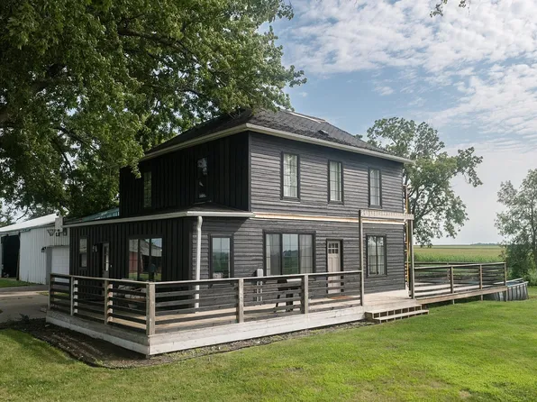 4270 400th St, Hospers, IA 51238