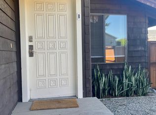 733 W Figueroa St #B, Santa Barbara, CA 93101