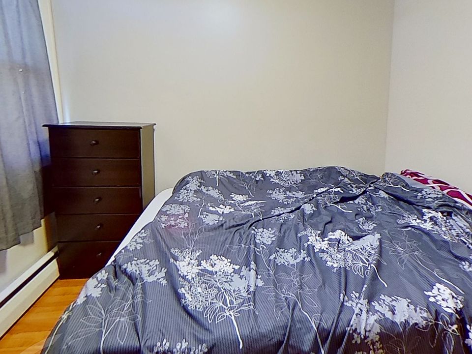 3-8 Eliot Avenue Room B