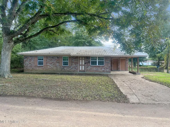 285 McGinty St, Fayette, MS 39069