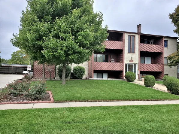 1911 Tracy Dr APT 3A, Bloomington, IL 61704