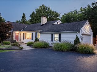 29880 Bolingbrook Rd, Pepper Pike, OH 44124