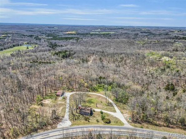 10066 S Highway 19, Cuba, MO 65453