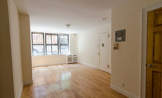 Rented by Guidance Realty Corp. | media 9