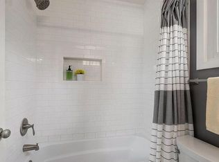 6770 Adaridge Dr SE, Ada, MI 49301