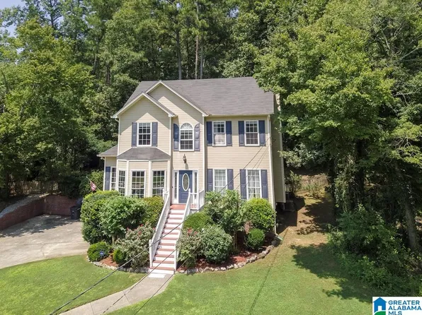 332 Hunter Hills Cir, Chelsea, AL 35043