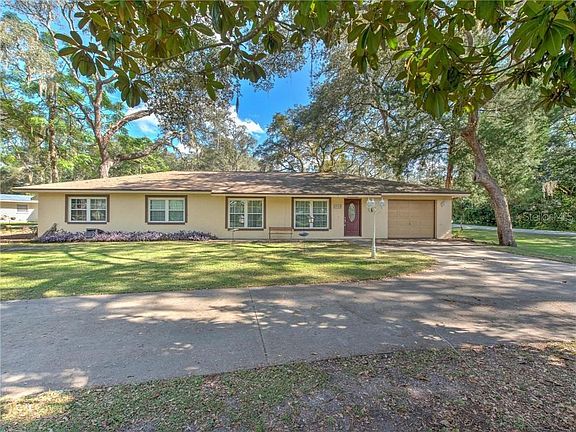 2nd image of 4920 Mockingbird Dr