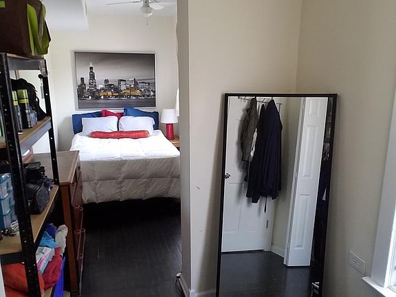 3rd image of 2503 W Chicago Ave #2
