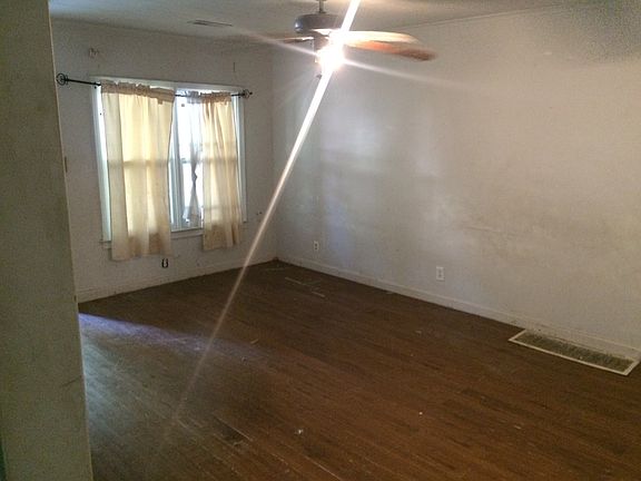 2nd image of 73 S 16th St