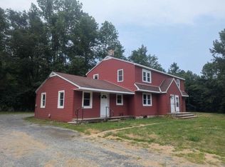 2288 East Rd, Bennington, VT 05201