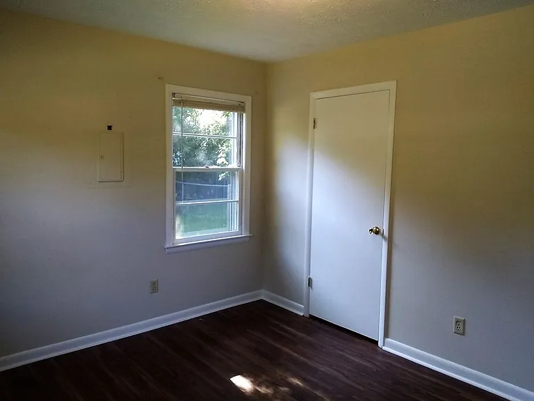 7501 Martha Ct — Photo 31