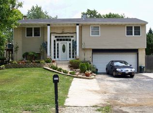 8607 Kean Ave, Hickory Hills, IL 60457 | Zillow