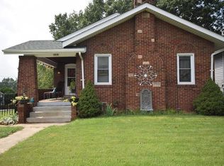 1019 S 5th St, Belleville, IL