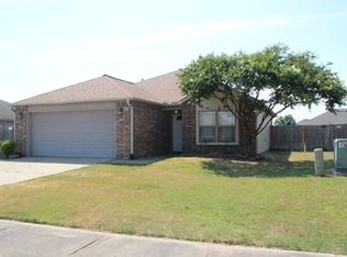 1201 Bittercress Dr, N Little Rock, AR 72117