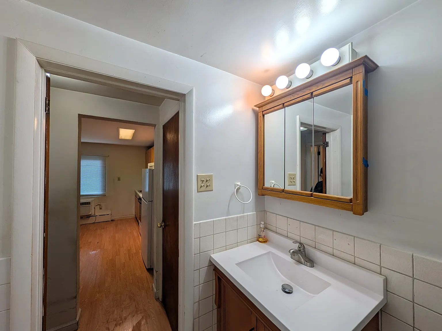 1 bed, 560 sqft, $1,000 — Photo 4