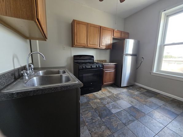 112 S Williams St #2F