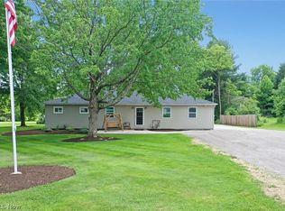 11903 Bean Rd, Chardon, OH 44024