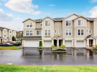6127 S 232nd St, Kent, WA 98032